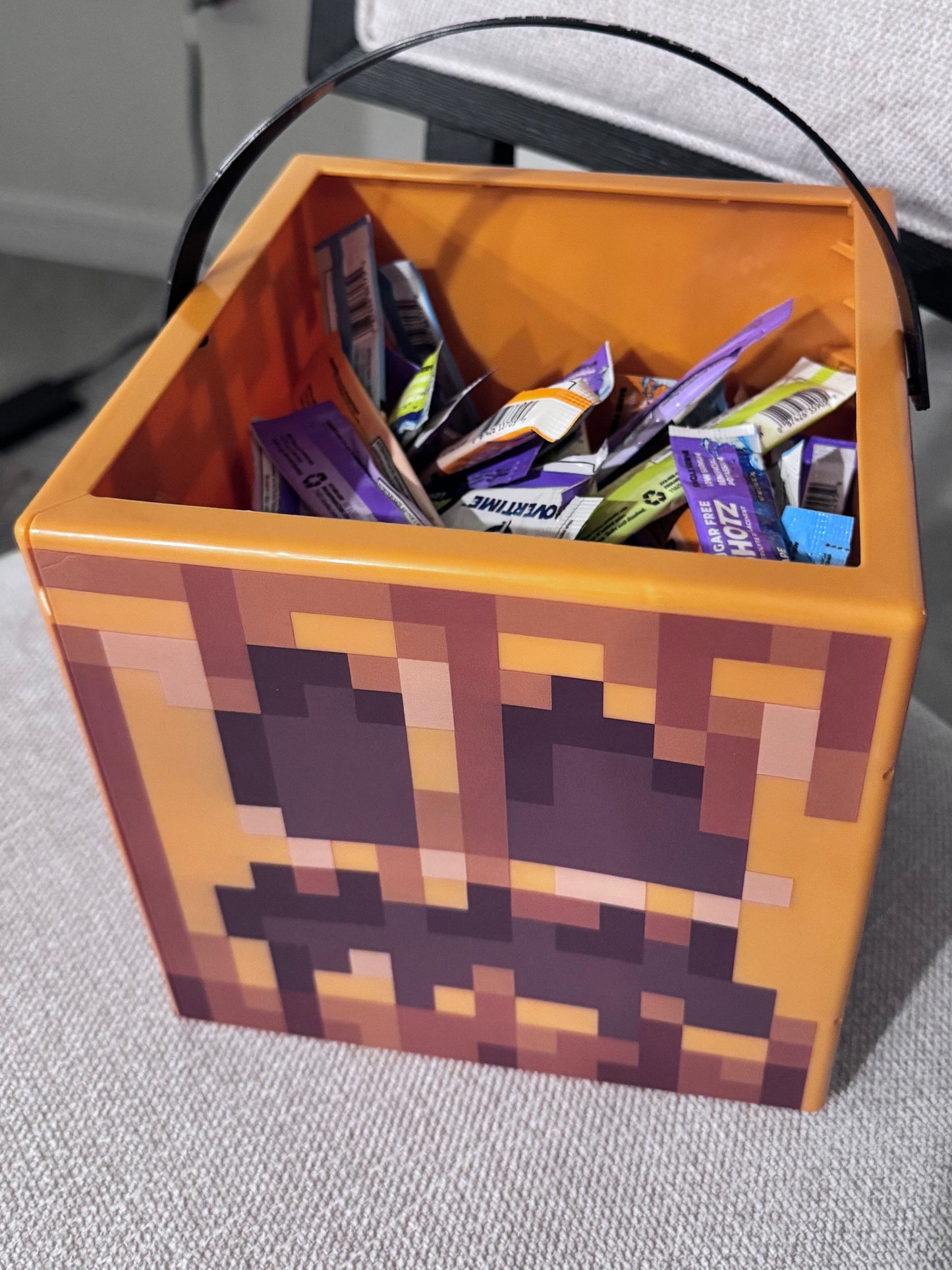 SpookyCraft Jack O'Lantern Treat Box
